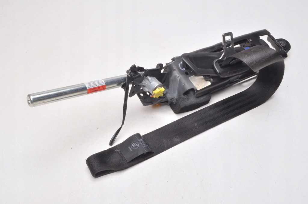 фото №1, Volvo c30 pas безпеки правий перед передній lift 31351425