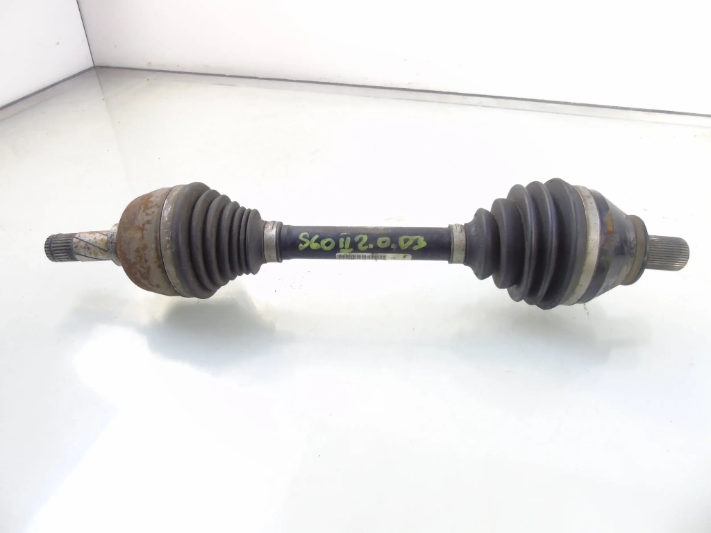 фото №1, Приводной вал левая короткий volvo s60 ii v60 2.0 d3 p30783201