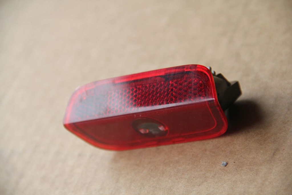 фото №1, Свет led отражатель vw atlas 000052120g