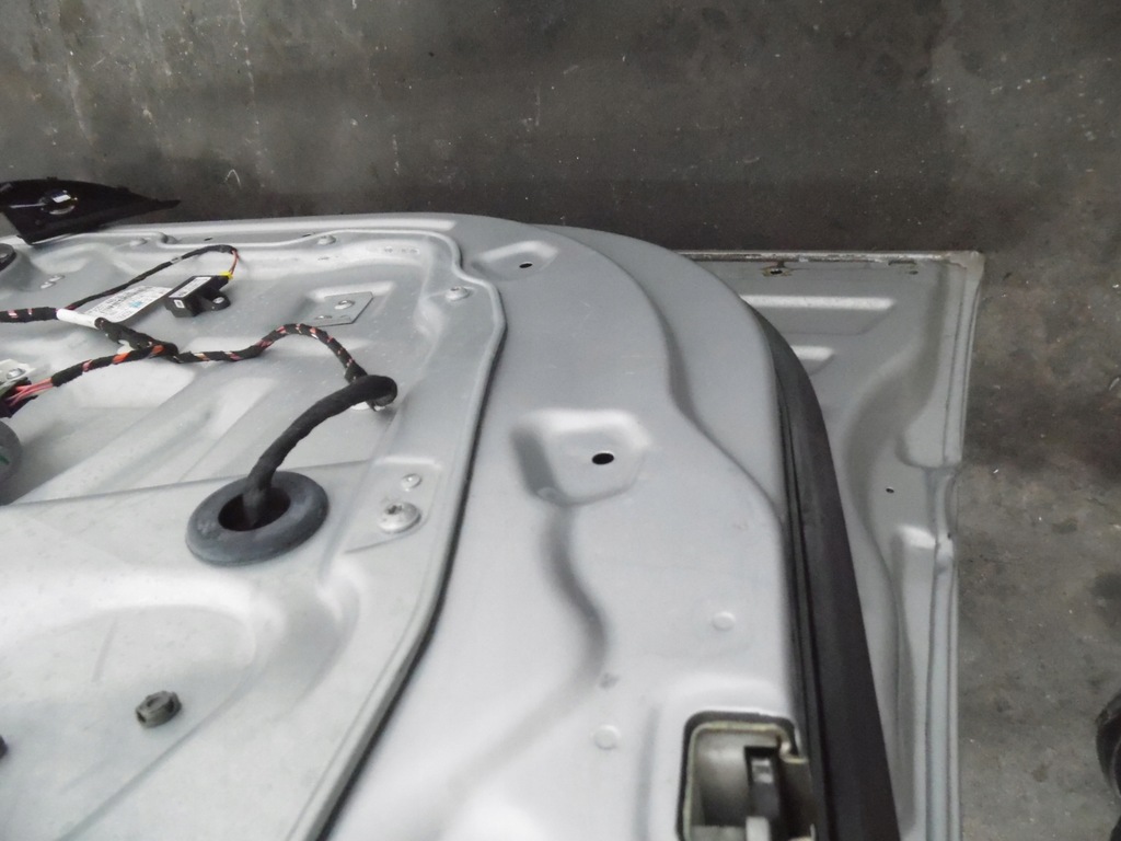 фото №3, Двері ліва перед mercedes w251 r klasa lak 775