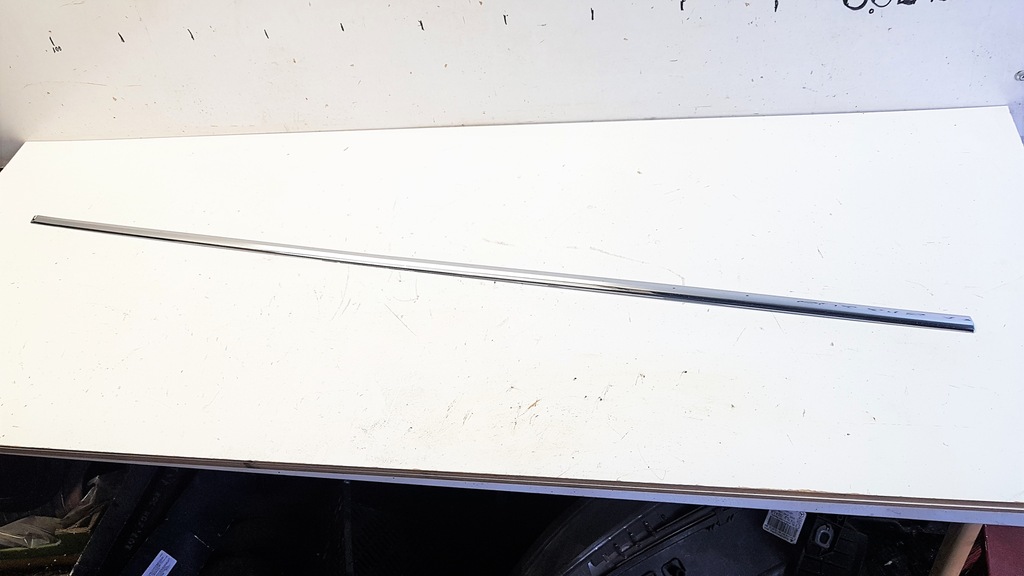 фото №1, Хром молдинг двері mercedes w212 lift 2126904582 a2126904582