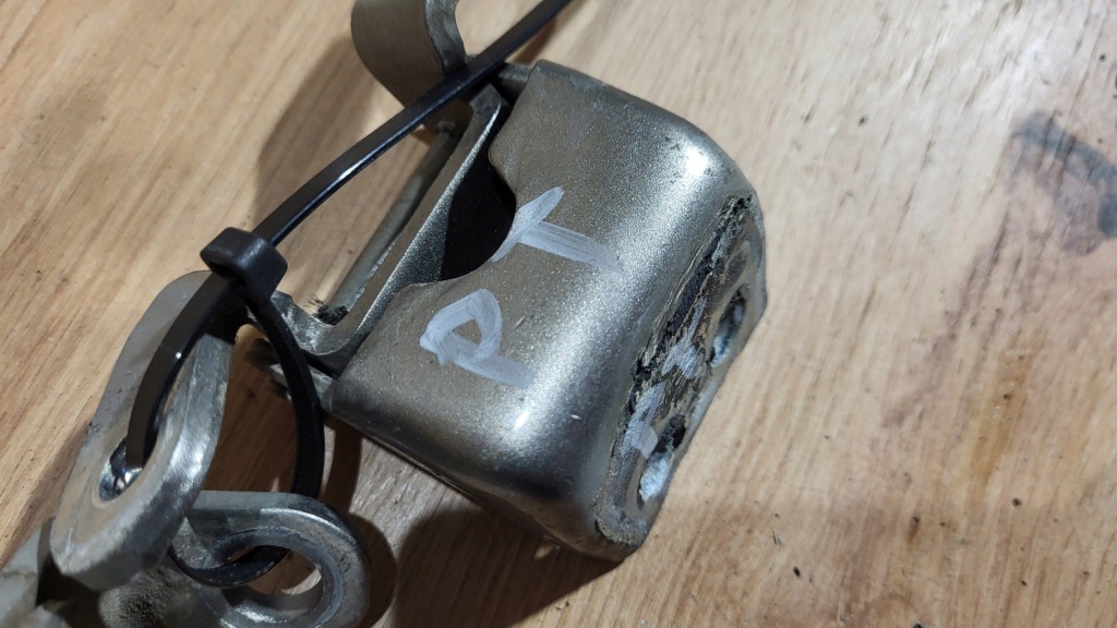 фото №7, Петли дверь правый задняя комплект honda civic viii 8 ufo hb 5d nh701m