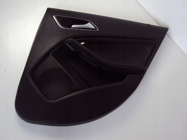 Купить Обивка дверь правый задний  mercedes a-klasa w176