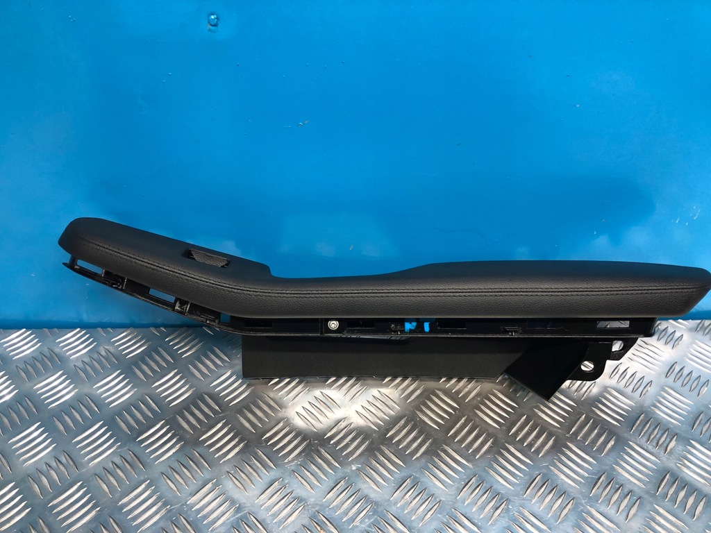 фото №1, Mercedes w212 правый задняя задний подлокотник дверь