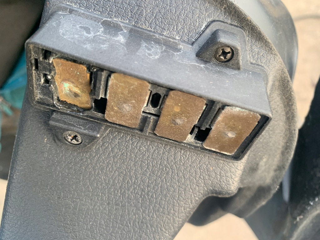 фото №1, Контакти електричний кришки задня pas fiat uno 5d 3d