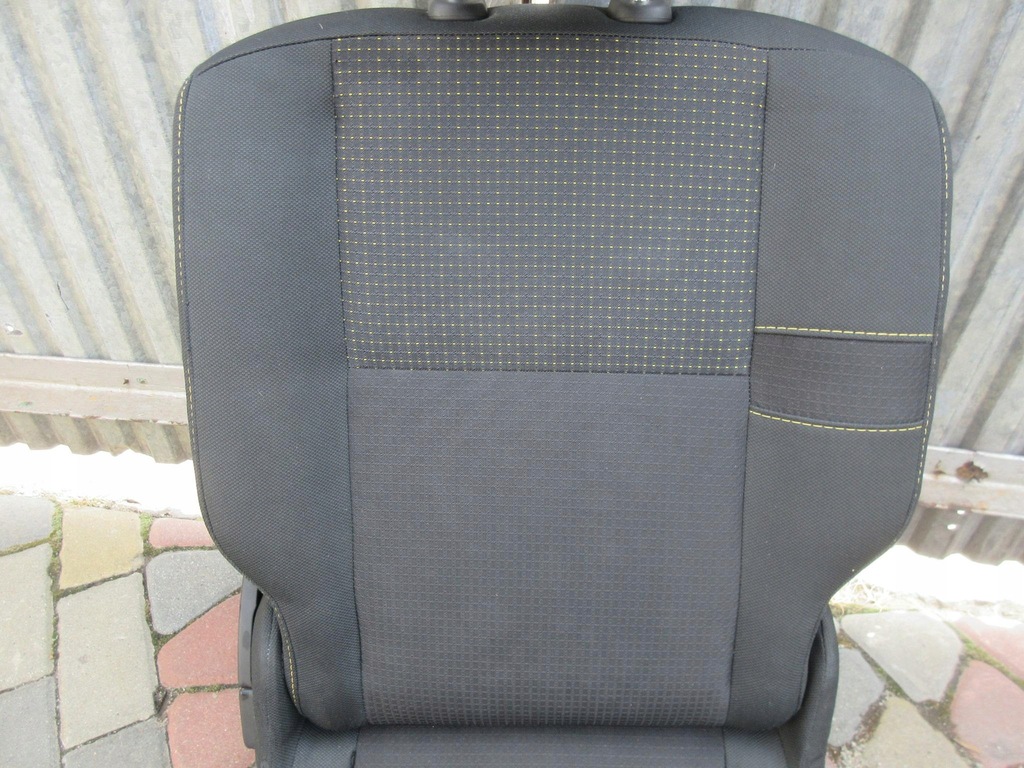 фото №14, Renault grand scenic iii 1.9 dci 130 km f9q870 сиденье сиденья заднее сиденье задняя