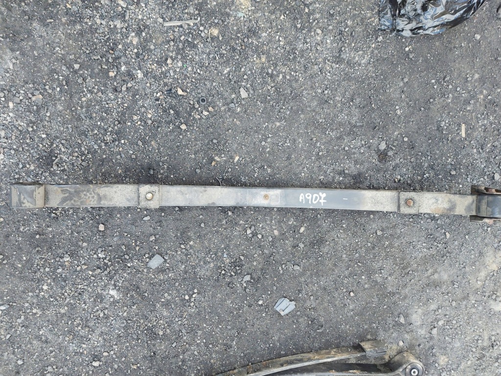 Купити Mercedes 207/310 2.9 d ресора правий перед