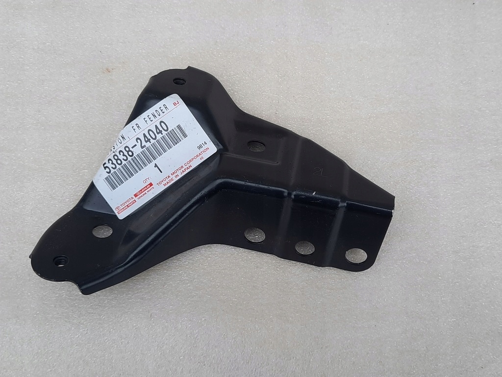 фото №1, Lexus rc rc300 rc350 кронштейн крила лист