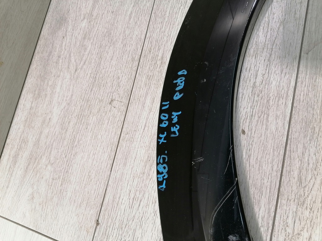 фото №10, Volvo xc60 ii молдинг крыло левый перед 31650205