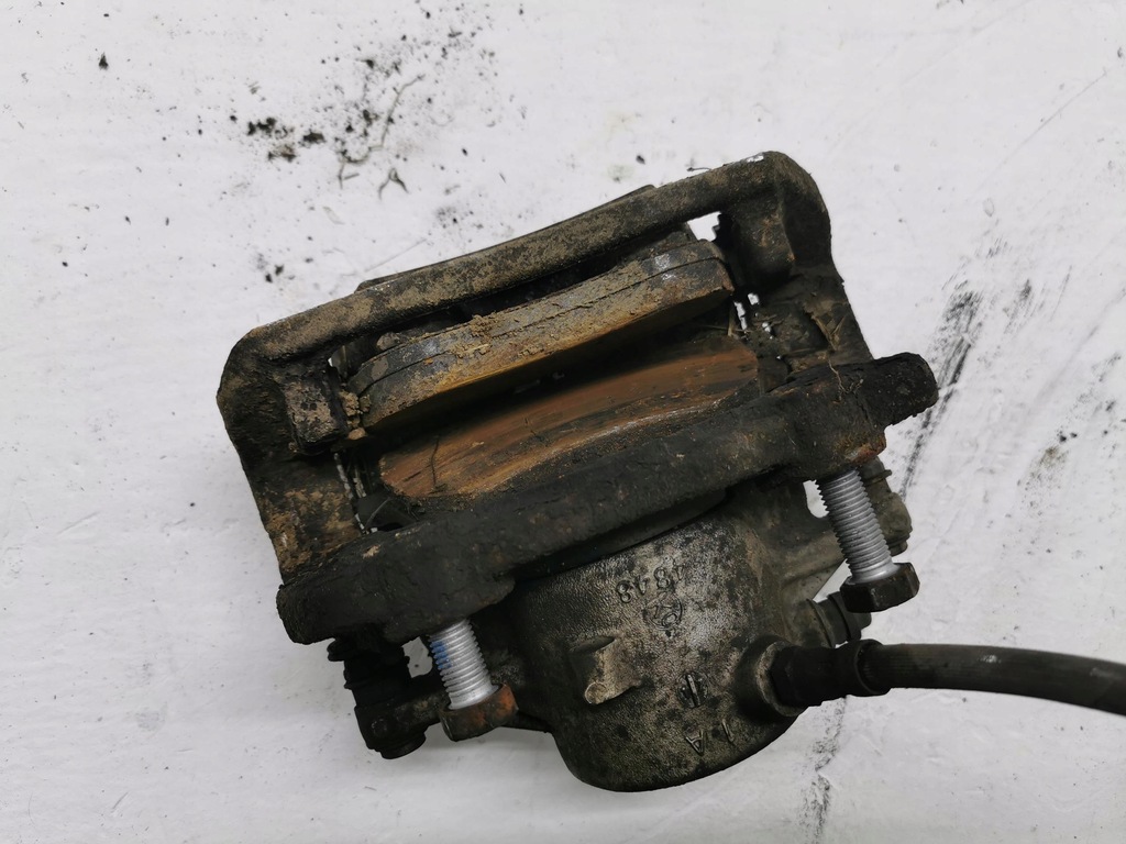 фото №8, Суппорт тормозной правый перед mercedes c-klasa w204