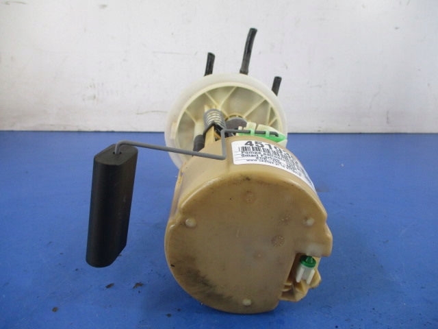 Smart fortwo 1 0.6 насос топливной  система измерительный датчик 09750029901 с Разборки