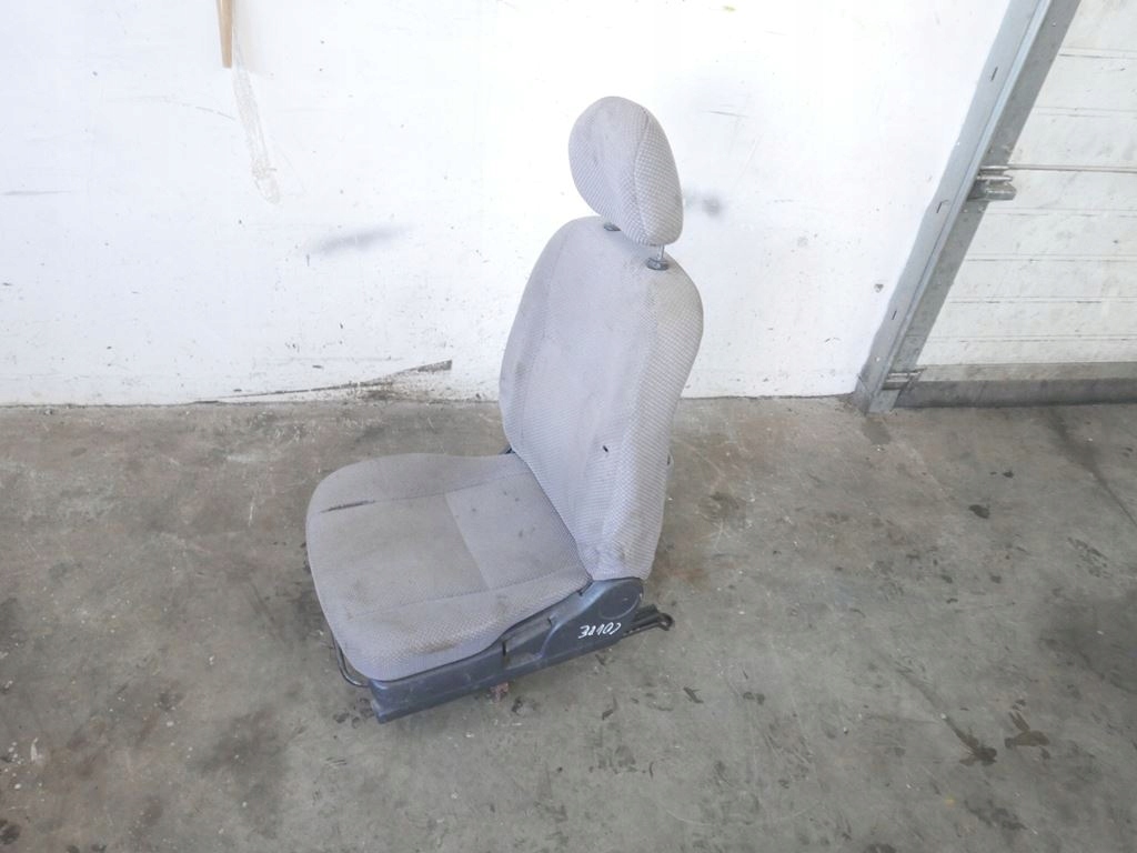 фото №11, Сиденье левый водителя перед daihatsu cuore v l701 hb