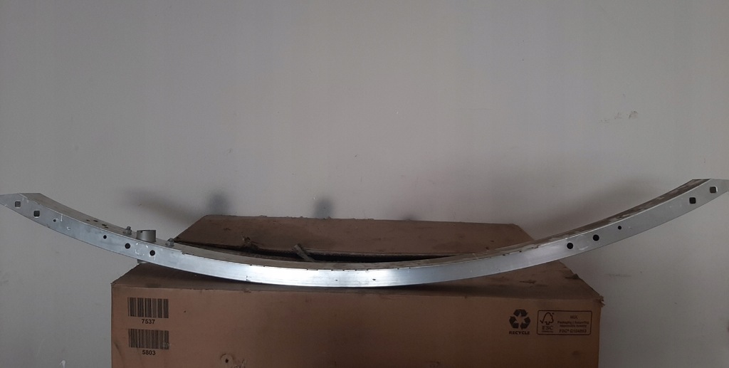 фото №1, Абсорбер, балка бампера mercedes, новый оригинальный номер