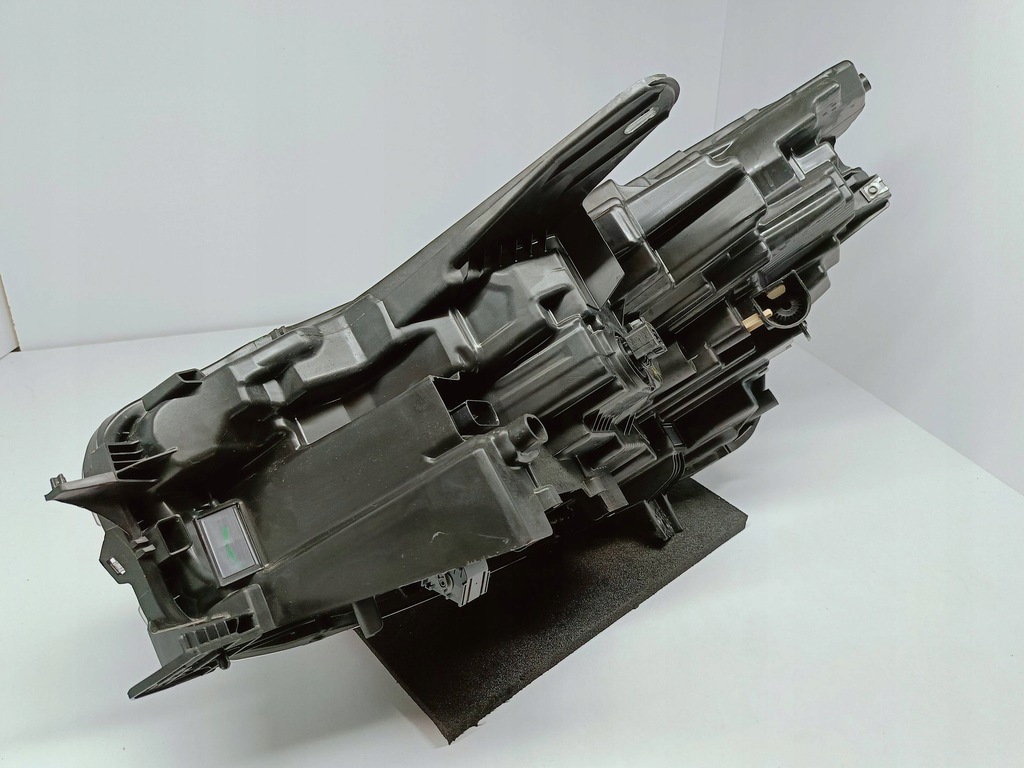 фото №12, Ford mustang mach-e 20- лампа правая перед full led high eu lj8b13e014eg