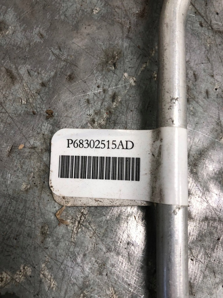 Шланг кондиціонера jeep compass 2 p68302515ad в Україні