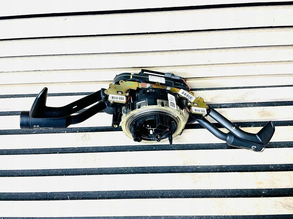 фото №1, Lamborghini gallardo перемикач двірник