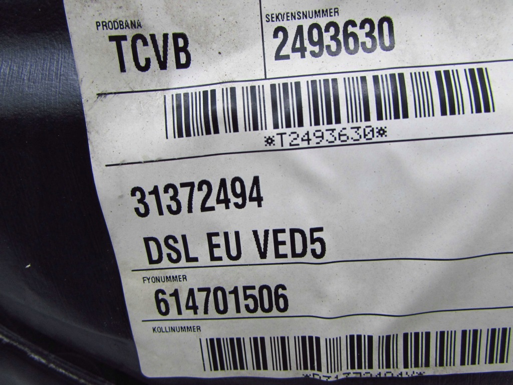 Volvo s60 2 v60 1.6 d 2.0 2.4 d5 бачок bak топливной  заливная горловина хомуты 31372653 Киев