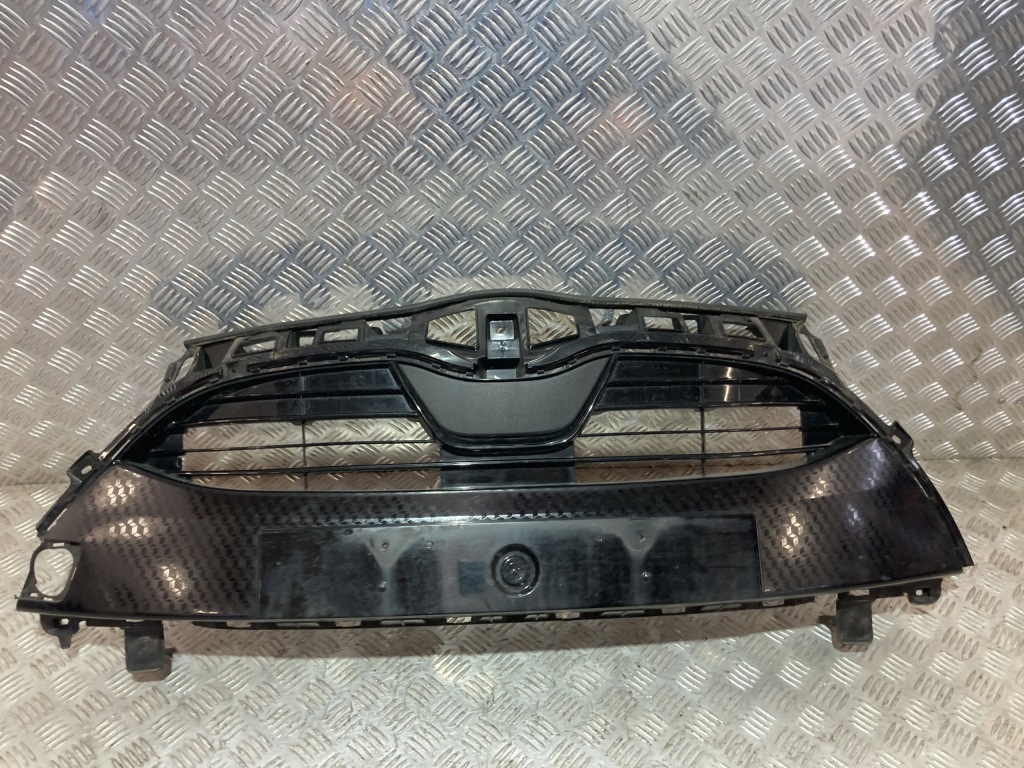 фото №1, Решётка решётка радиатора решётка радиатора toyota yaris iv 20- 1.5 hybrid