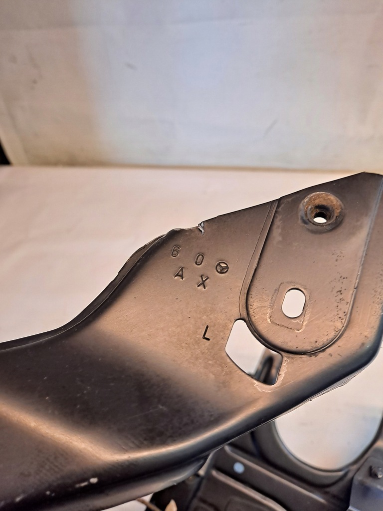 фото №7, Панель фары кронштейн лампы левая mercedes cls c219