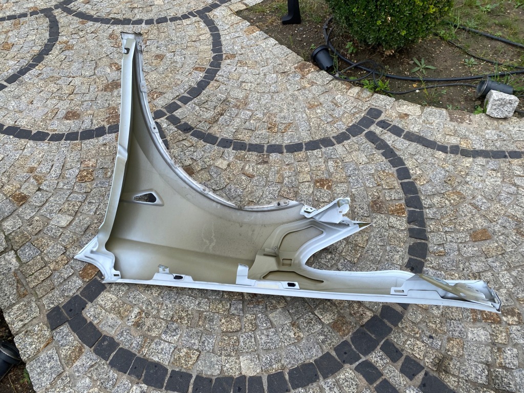 Tesla model y крыло правый перед оригинал Доставка