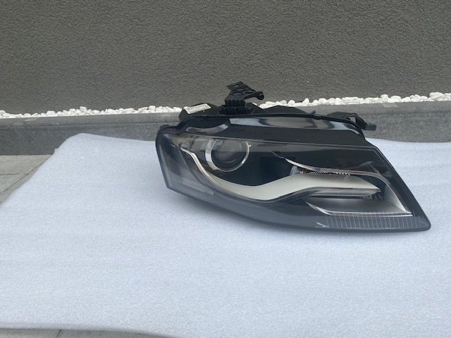 фото №1, Лампа права audi a4 8k bi ксенон led 2011