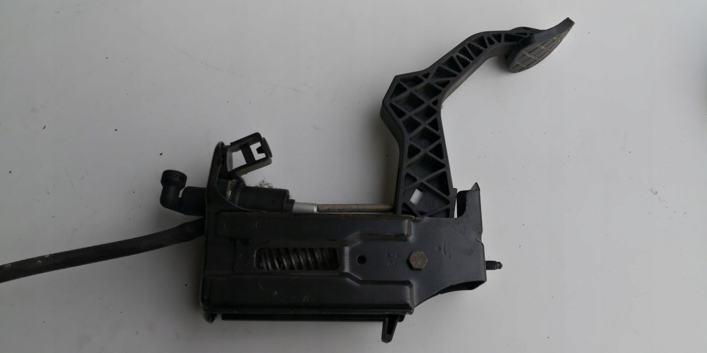 фото №1, Vw new beetle педаль зчеплення 1.9tdi 1j1721059t