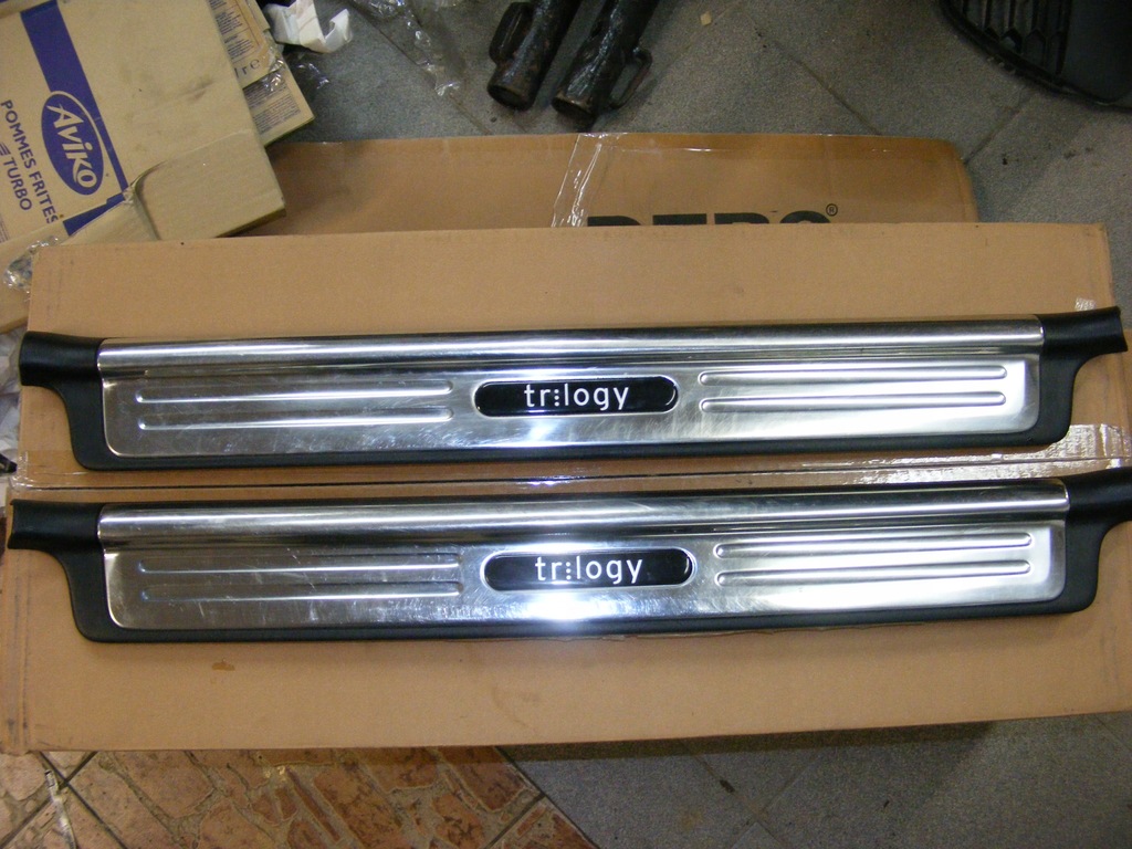 фото №1, Mazda mx5 nb trilogy молдинг накладка поріг хром