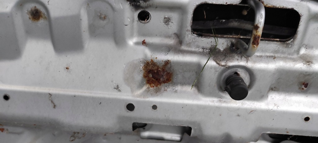 фото №11, Капот colt z30 крышка двигателя