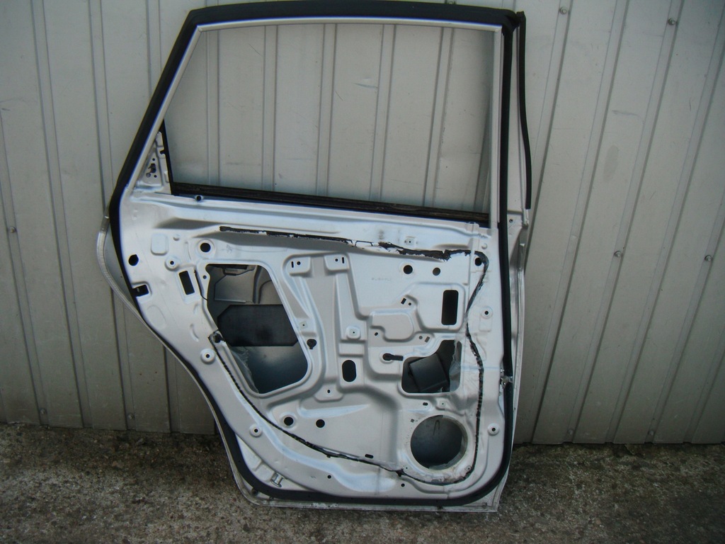 фото №8, Impreza iii gh 07-13 hb c35 двері лівий задня