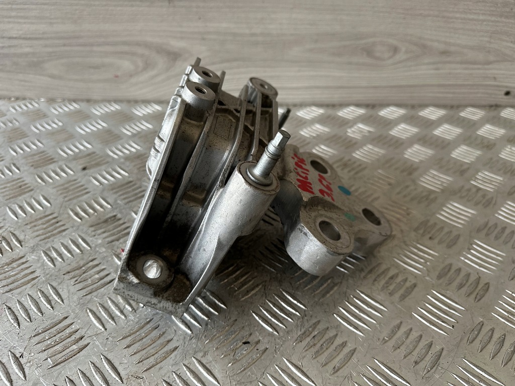 фото №11, Chrysler pacifica ii 17- usa 3.6b кронштейн подушка двигателя коробки p68224742ab