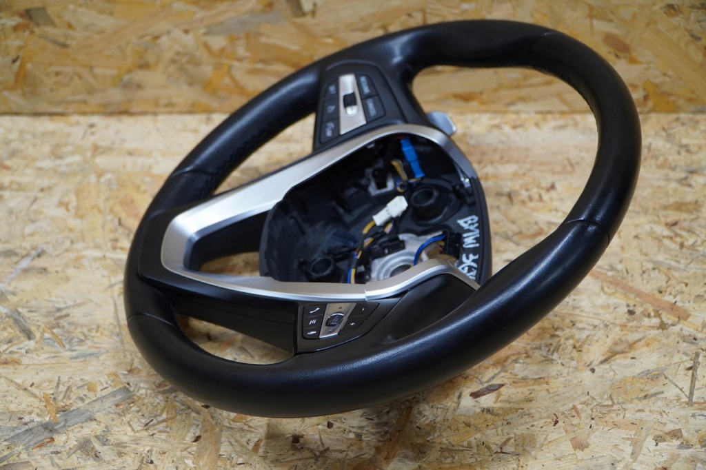 фото №7, Повітропровід з мультифункція пелюстки перемикання bmw 3 g20 g21 шкіра czarna nić 18-