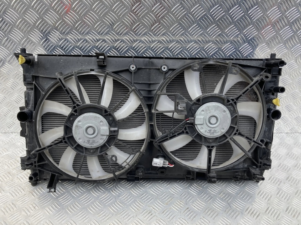 Купить Радиатор воды кондиционер ремень вентилятор prius iv 15- 1.8