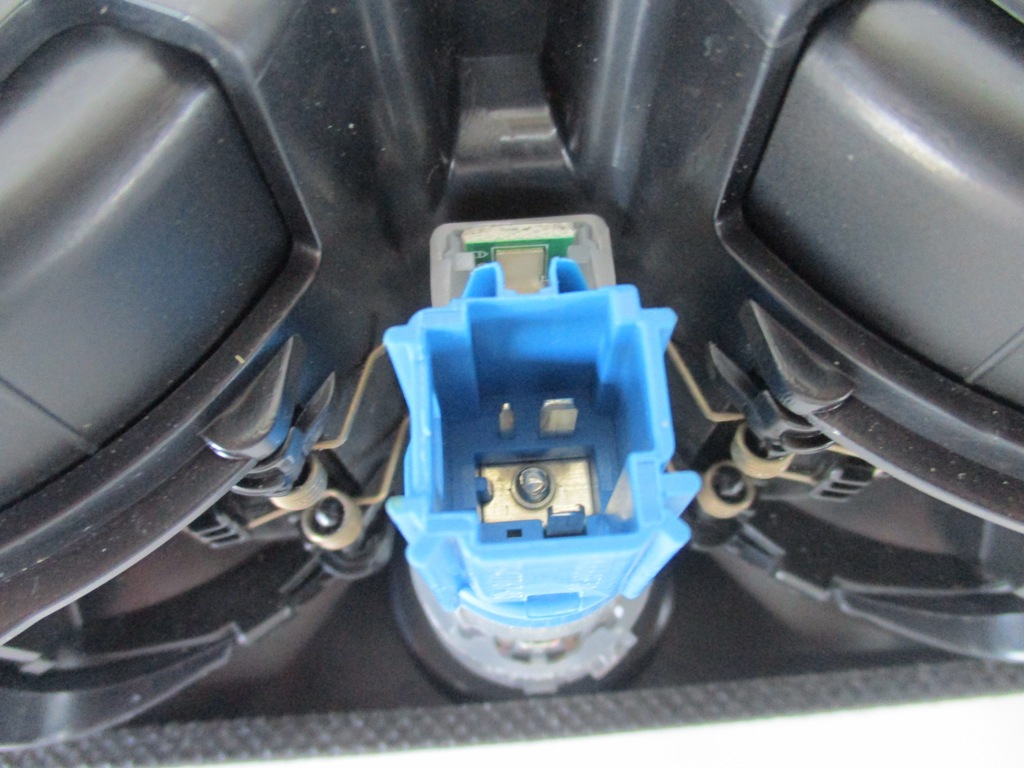 фото №5, | bmw x5 g05 підсклянник кронштейн na напої 9399872