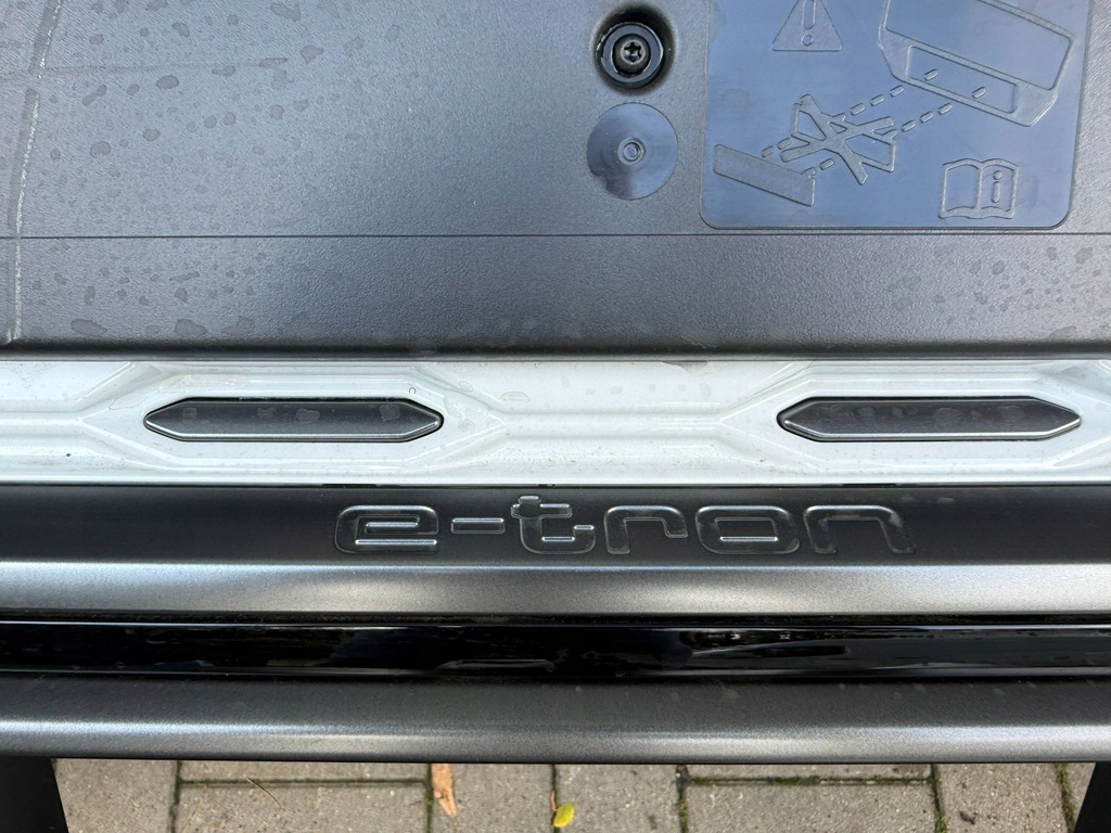 фото №7, Audi q6 e-tron s line бампер перед передній