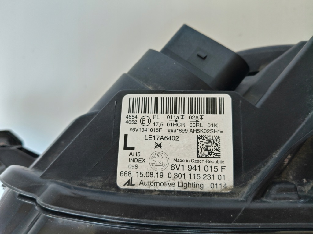 Фара левая фара skoda fabia 3 3 6v0 6v 18- рестайлинг  full led Киев