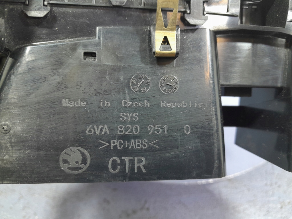 фото №7, Skoda fabia iv решётки обдув воздуха средний 6va820951