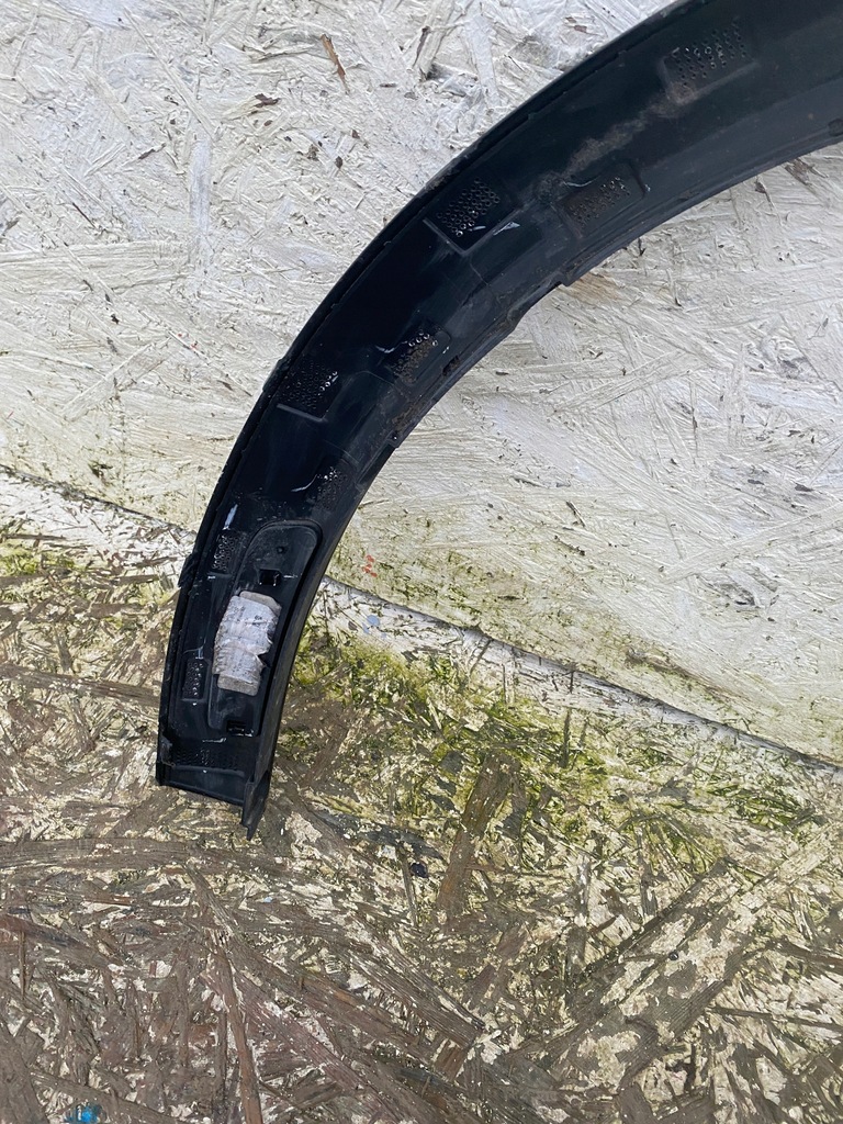 фото №9, Молдинг права na передній крила mustang mach e