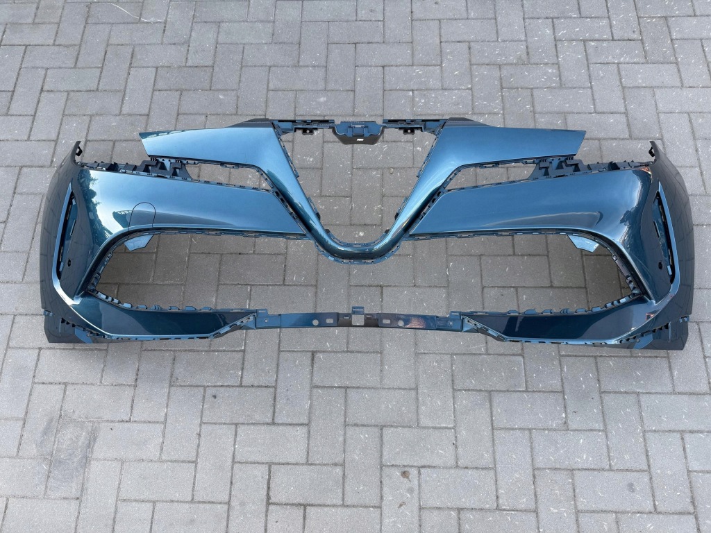 Купить Alfa romeo junior 24- бампер передний перед