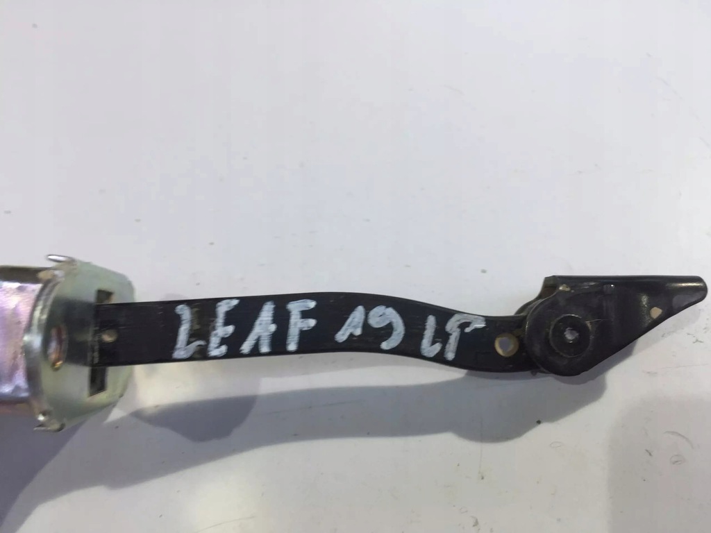 фото №4, Nissan leaf ii 2 2019 обмежувач двері перед l/p