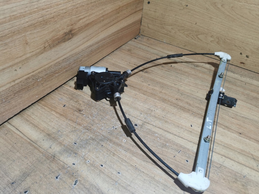 фото №1, Механизм стекло левый задняя mazda 6 i 6 pin