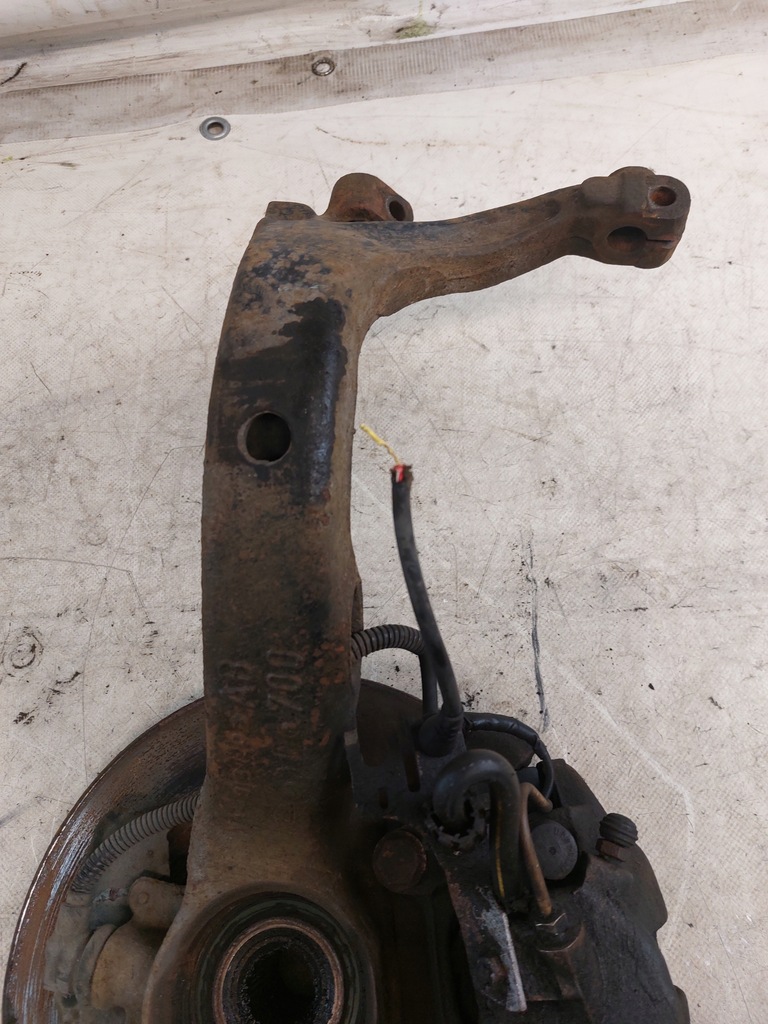 фото №10, Поворотний кулак права передня audi a6 c5 2.5tdi