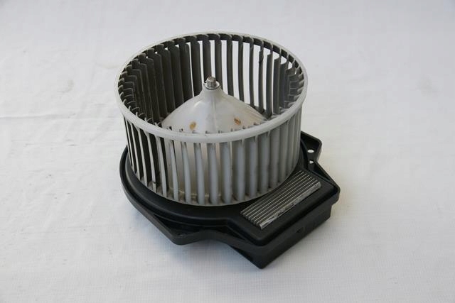 фото №1, Повітродувка вентилятор subaru forester ii 2 europa 502725-2820 łódź