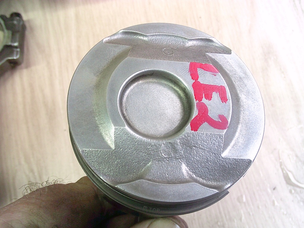 Поршень шатун opel astra k 5 mokka 1.4 turbo le2 b14xft b14xfl 12639683 bdb с Разборки