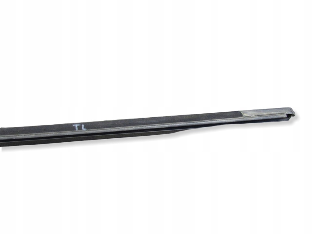 фото №7, Молдинг уплотнитель левый задняя peugeot 5008 i 09-13r