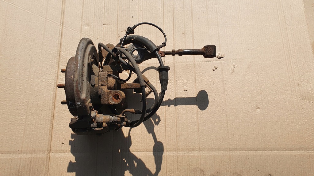 фото №1, Chrysler sebring lift 2.7 - поворотный кулак задняя