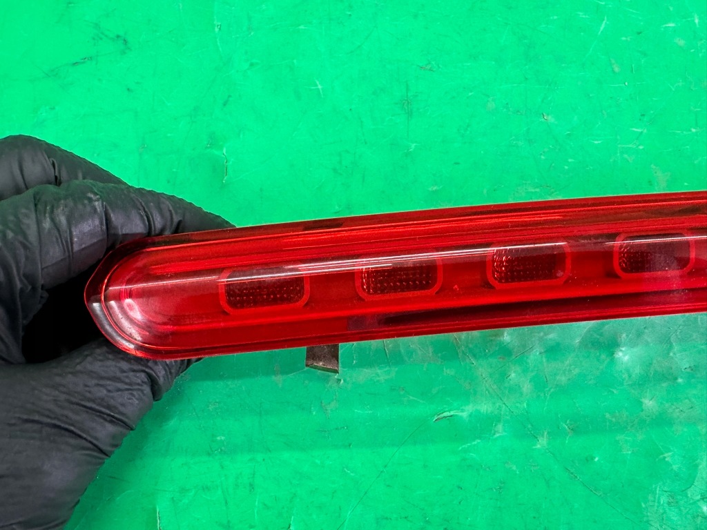 Третий дополнительные свет стоп led 50518397 alfa romeo mito 08- Цена