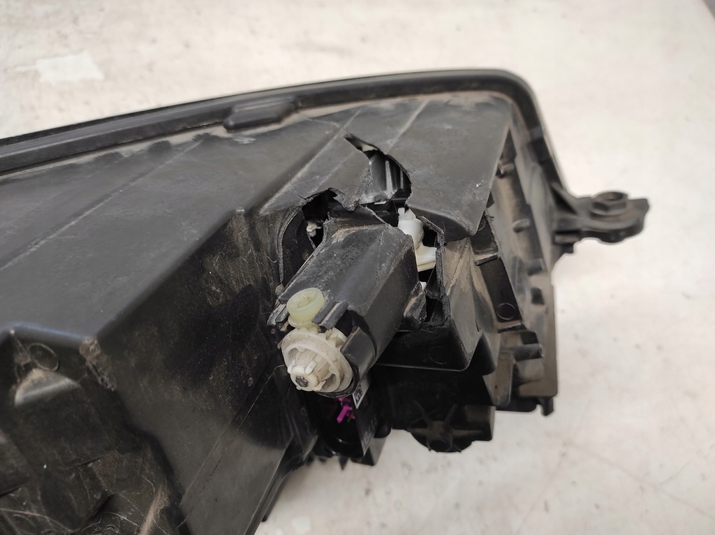 фото №10, Skoda kodiaq 16- лампа левая перед 566941015f