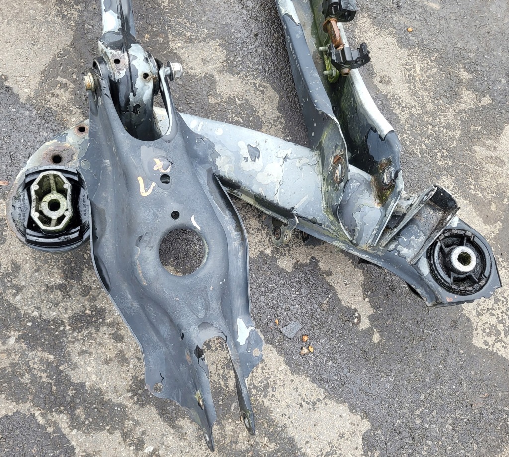 фото №13, Подрамник задняя подрамник подрамник балка подвеска задняя подрамник mercedes c w205 оригинальный номер