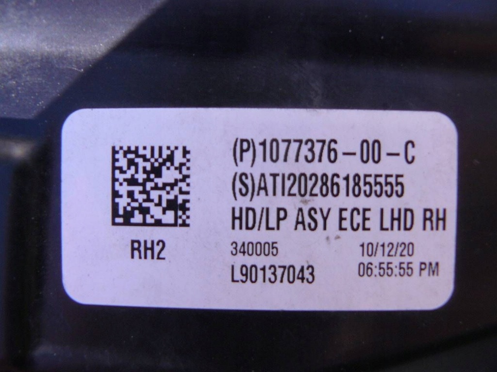 фото №16, Tesla 3 лампа передняя full led правая