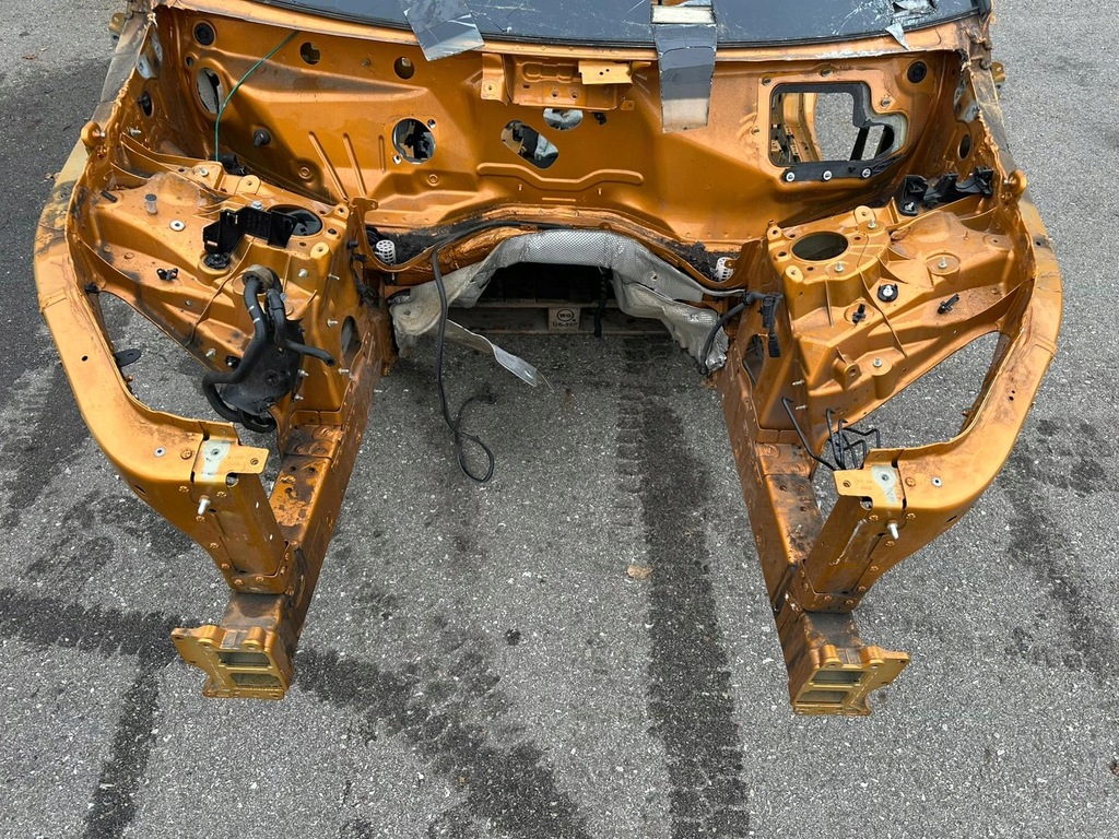 фото №14, Кузов чверть перед задня дах поріг блок двигуна audi q8 sq8 2018- колір ly2y